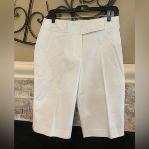 Briggs New York Women White Shorts Size 10